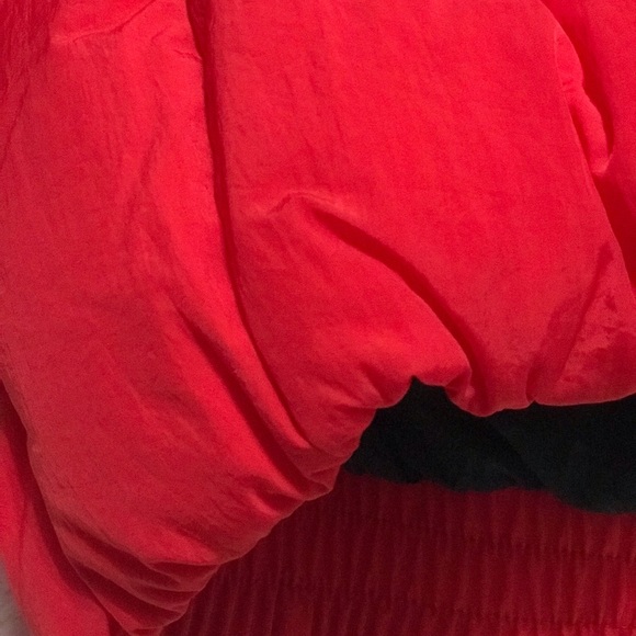 Jumpman Retro Men's Red Puffer Jacket🔥 - Picture 9 of 13